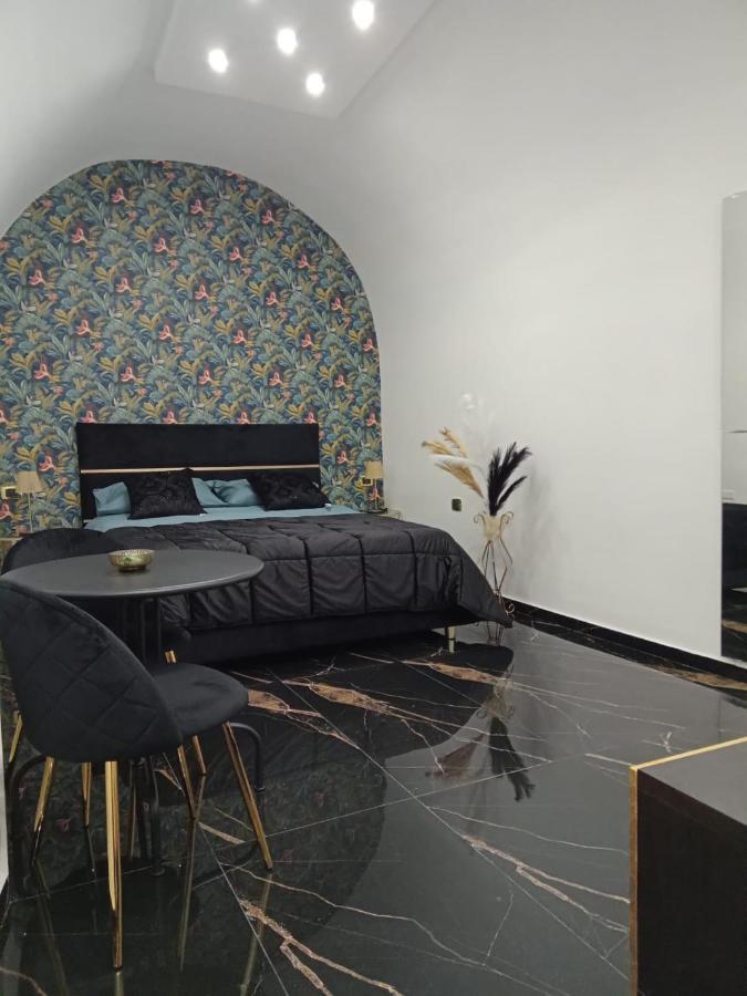 נאפולי Casa Suite Del Cardinale מראה חיצוני תמונה