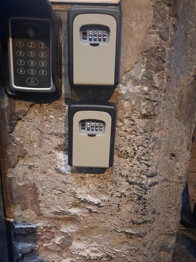 נאפולי Casa Suite Del Cardinale מראה חיצוני תמונה