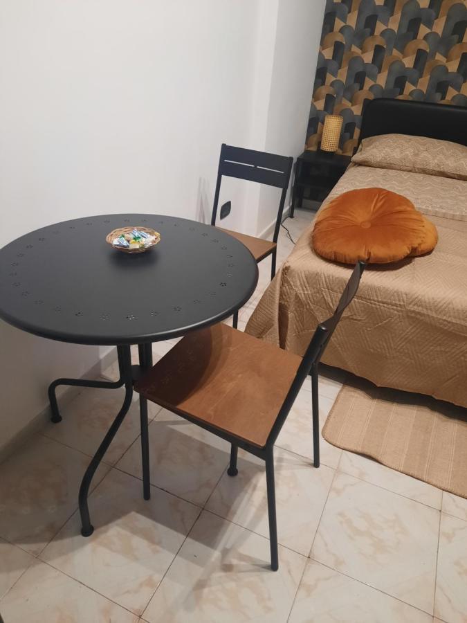 נאפולי Casa Suite Del Cardinale מראה חיצוני תמונה